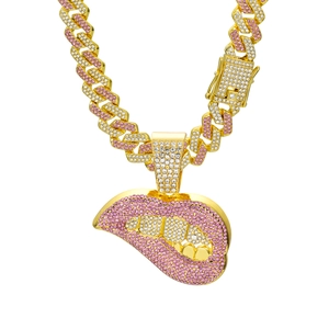 Iced out Cubaanse ketting met roze kristallen lippen hanger voor dames goud