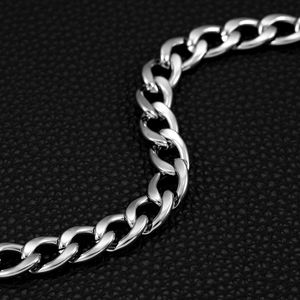 Chic silver fishtail clasp hip-hop trousers chain with sleek polished curb link design