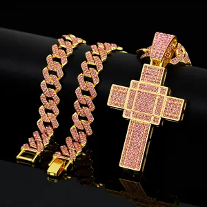 Hip Hop Zinklegierung Kreuz Anhänger Halskette Rosa Strass Panzerkette Iced Out Streetwear Schmuck Für Damen