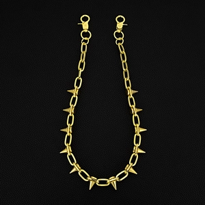 Chaîne de portefeuille punk dorée avec 12 rivets pointus et fermoirs mousquetons