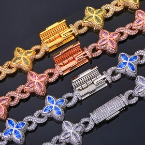 Iced out Cuban link bracelet with clover zircon in gold, rose gold and silver finishes