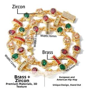 Vue détaillée du collier hip hop en laiton avec zircons multicolores et largeurs variées