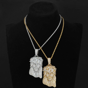 Collane con ciondolo Gesù Hip-hop in oro e argento con zirconi micro pavé ghiacciati