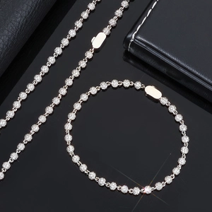 Close-up of S925 silver moissanite round bead chain with high-quality pavé setting stones