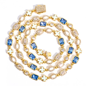 Collier hip-hop doré avec pierres opales bleues et breloques en forme de croix