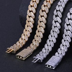 Catene cubane da 12 mm con zirconi misti in oro e argento e chiusura con diamanti