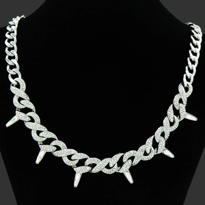 Collier Punk Mailles Gourmette Avec Pointes en Alliage de Zinc Strass et Acier Inoxydable Grosse Chaîne Hip Hop Bijoux Femme