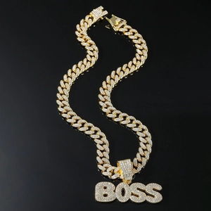Collier Pendentif Lettre BOSS Hip Hop Strass Glacés Alliage Chaîne Cubaine Ton Or Argent pour Hommes Bijoux Streetwear