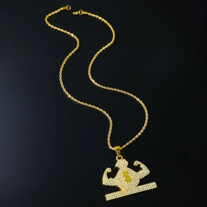 Hip-Hop Geldbeutel-Halskette mit Kristallen und gedrehter Kette in glänzendem Gold-Finish