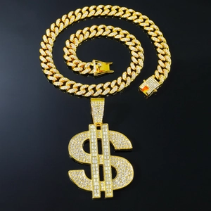 Collana con ciondolo a dollaro con diamanti e catena cubana dorata stile hip hop