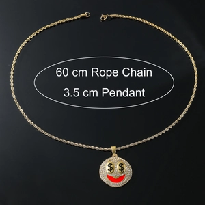 Detail der Hip-Hop-Kordelkette mit 3,5 cm vereistem Smiley-Dollarzeichen-Anhänger