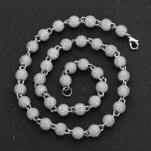 Collier hip hop à billes argentées de 8mm serti de zircons en forme de spirale