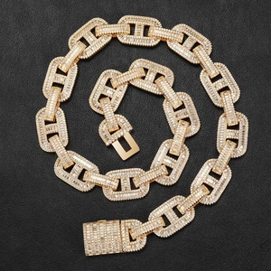Collana a catena mariner 15mm in oro con zirconi a baguette e tondi stile hip hop