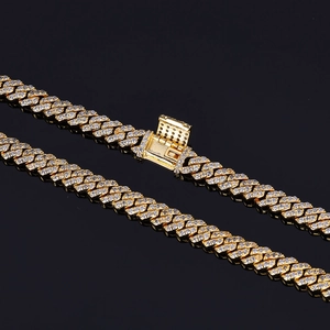 Chaîne cubaine 6mm dorée pour homme sertie de zircons brillants avec fermoir à cliquet