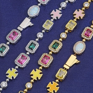 Lussuoso Set di Gioielli a Croce in Rame Con Zirconia Colorata Hip Hop Collana e Bracciale in Opale Artificiale Placcato Oro Argento