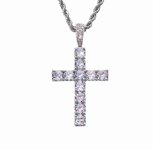 Collana hip hop con ciondolo a croce argento tempestata di zirconi cubici scintillanti