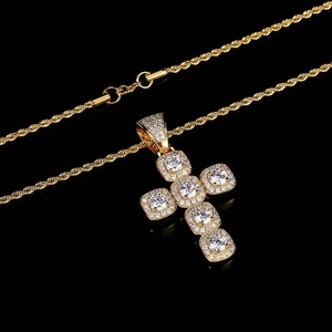Collier croix en or hip hop avec micro-pavage de zircons et chaîne corde torsadée