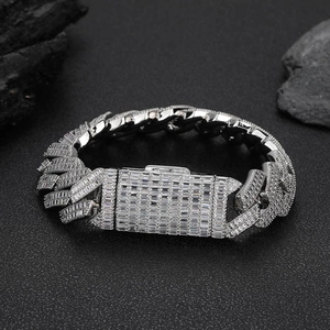 Bracelet à Maillons Cubains Hip Hop pour Homme Iced Out Zirconia Baguette Cuivre Chaîne Lourde avec Pierres Pavées Bijoux Luxe