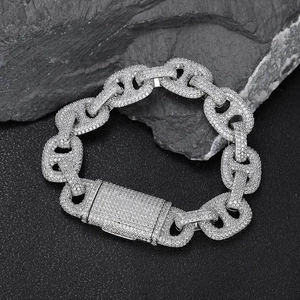 Bracelet hip hop homme 16mm argenté maille grain de café avec zircons sur roche noire
