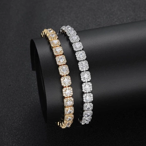 Bracelet tennis glacé de 7 mm en or 18 carats et argent avec zircons étincelants