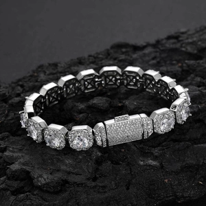 Iced-out 10mm hip hop bracelet with heart-shaped zircon and silver-tone micro-pave crystals