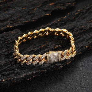 Bracelet gourmette cubaine de 12mm en or avec double rangée de zircons brillants