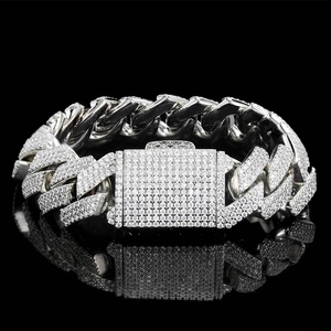 Men's 18mm rhodium plated Cuban link bracelet with iced-out cubic zirconia stones