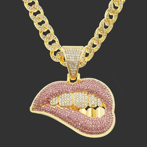 Collana da Uomo Hip Hop in Lega con Ciondolo a Forma di Labbra con Strass Gioielli con Catena Cubana Tennis Accessorio di Moda