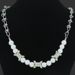 Punk Barbed Wire Artificial Pearl Splicing Necklace Titanium Steel Silver Color White Glass Artificial Pearl Hip Hop Streetwear Sweet Cool Jewelry For Women Men