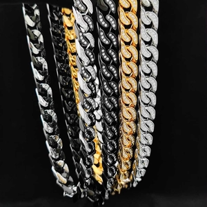Βραχιόλια Cuban link 12mm σε χρυσό, ασημί και μαύρο χρώμα με διακόσμηση από ζιργκόν