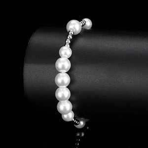 Elegant Korean style pearl bracelet with gradient white beads and silver accents