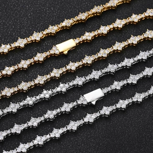 Hip hop tennis chain necklace with four-leaf clover zircon pavé in gold and silver finish