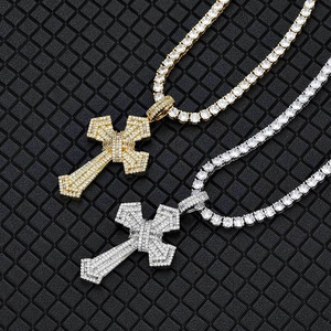 Pendenti croce hip hop con catene tennis in finiture oro e argento per uomo trendy
