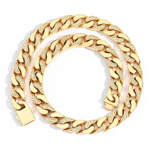 12mm Cuban Link Kette vergoldet mit Zirkonia Steinen im Hip-Hop Stil für Herren und Damen