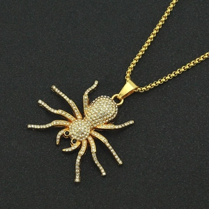 Hip-Hop gold spider pendant necklace with sparkling rhinestones and black gem eyes
