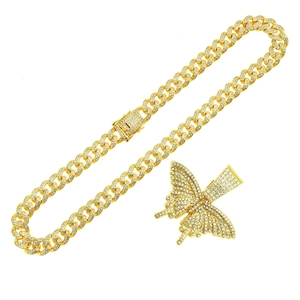 Pendentif papillon hip-hop avec chaîne cubaine dorée pour hommes et style de rue tendance