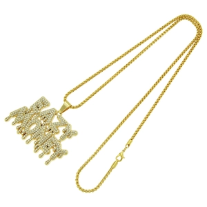 Collier doré avec pendentif EAZY MONEY serti de strass brillants pour un look hip hop