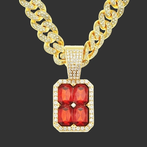 Collana a Catena a Maglie Cubane Placcata in Oro Hip Hop Con Ciondolo in Strass Rosso Rettangolare Gioielli Punk per Uomo Donna