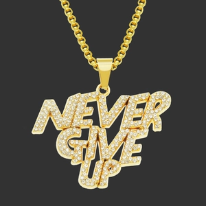 Collier Pendentif Lettre Hip Hop Never Give Up pour Hommes Alliage Strass Complet Iced Out Plaqué Or Argent Bijoux Streetwear