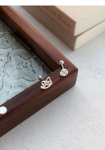 Détails de boucles d'oreilles S999 en argent sterling motif cheval et pièce évidée
