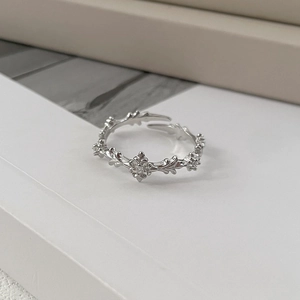 Minimalist S925 sterling silver cross ring with vintage engraved vine design and zircons