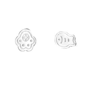 S999 Sterling Silver asymmetric cat paw and fish stud earrings with a minimalist cute design