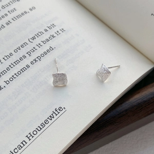 Minimalist S925 sterling silver geometric square stud earrings with brushed matte finish