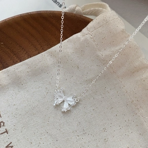 925 Sterling Silver Butterfly Pendant Necklace For Women Elegant Zirconia Inlaid Adjustable Clavicle Chain Jewelry Gift