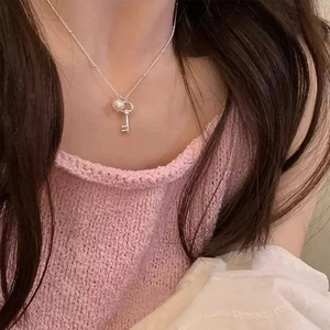 Elegant S925 sterling silver key necklace with white freshwater pearl for women
