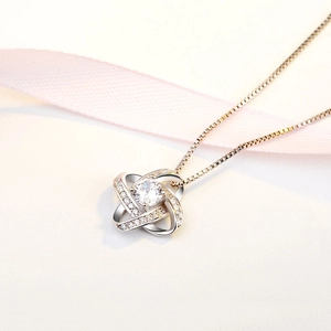 Funkelnde S925 Sterling Silber Kleeblatt Anhänger Halskette mit Boxkette für Damen