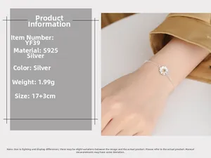 Detail view of S925 silver daisy bracelet with 17+3cm chain length and 1.99g weight