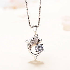 S999 sterling silver dolphin necklace with sparkling round crystal and box chain