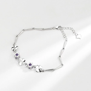 Bracciale quadrifoglio in argento S925 con pietre preziose viola e pendente a cuore