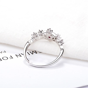 Elegant S925 sterling silver crown heart ring with red gemstone and white diamonds